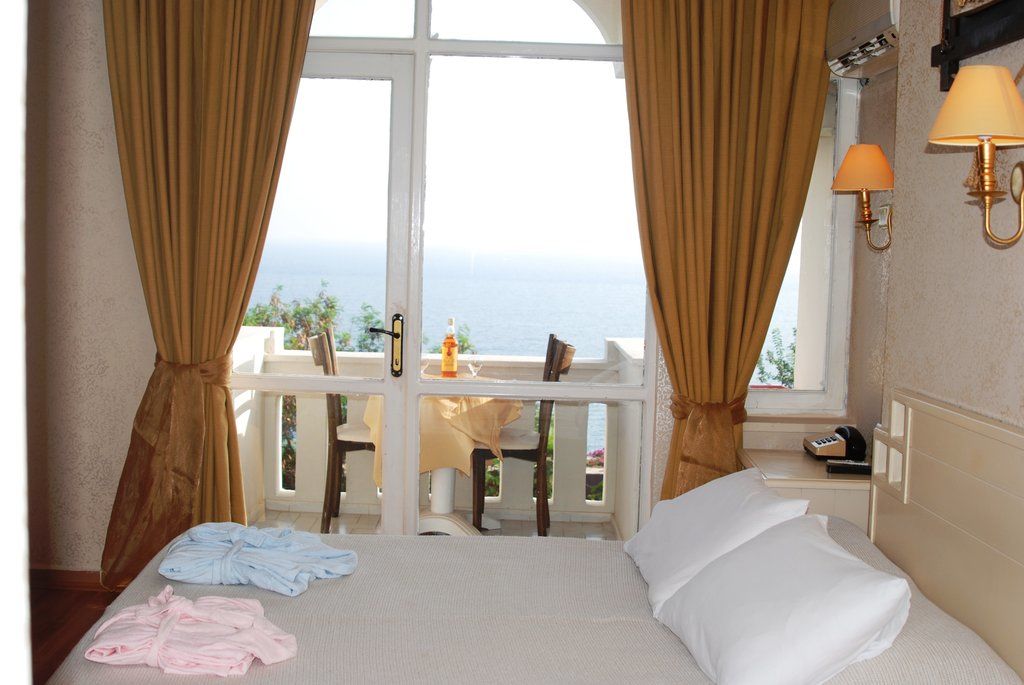 Royal City Hotel Antalya Exterior photo